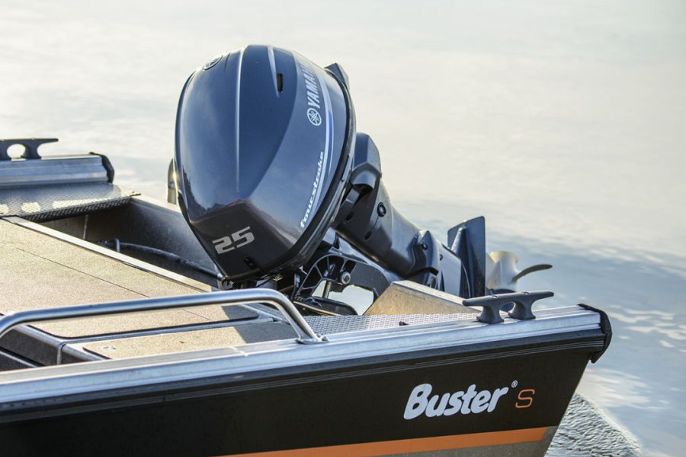 Yamaha F25 - Kvarnbackens Båt AB