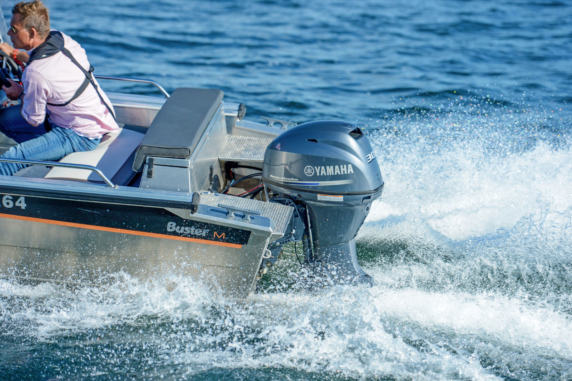 Yamaha F30