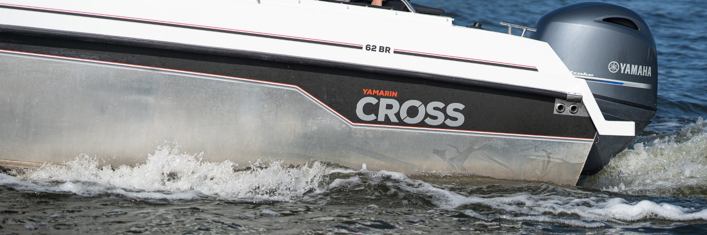 Yamarin Cross - Kvarnbackens Båt AB