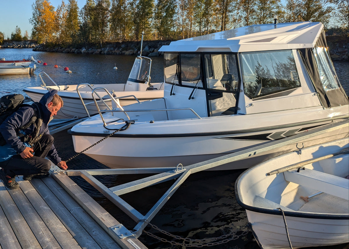 Sandström Ultra 57 Cabin - Kvarnbackens Båt AB