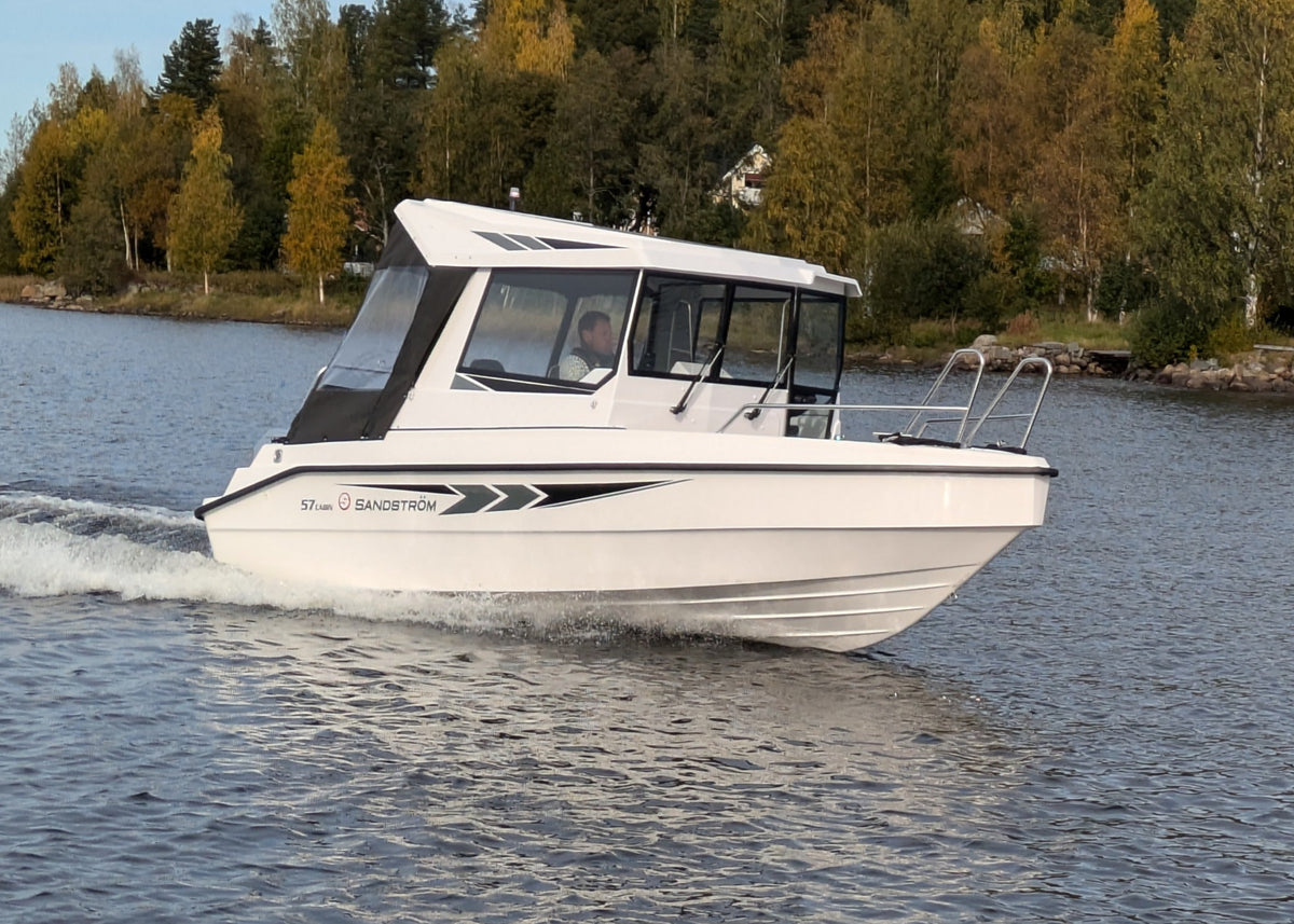 Sandström Ultra 57 Cabin - Kvarnbackens Båt AB