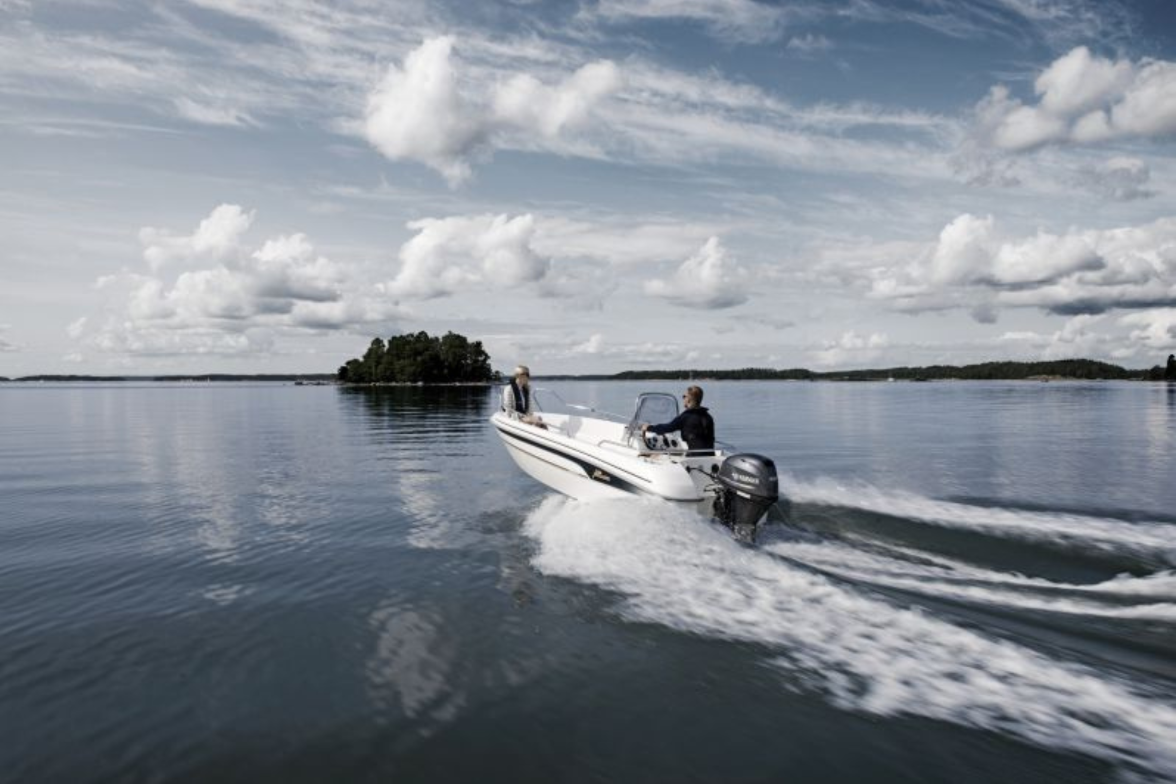 Yamaha F30 - Kvarnbackens Båt AB