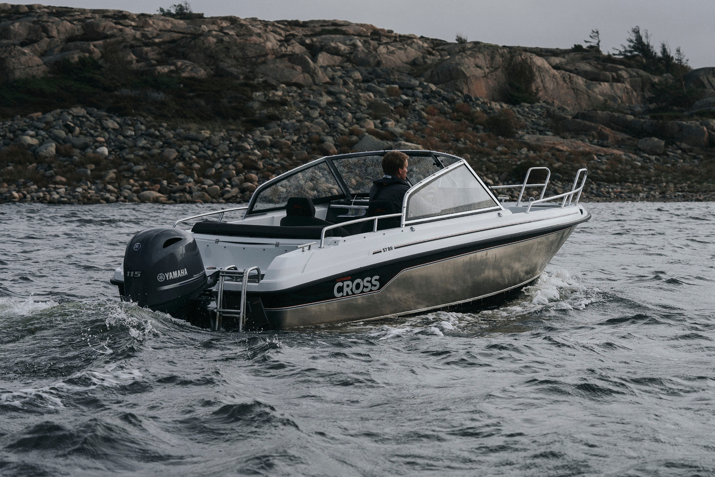 Yamarin Cross 57 BR - Kvarnbackens Båt AB