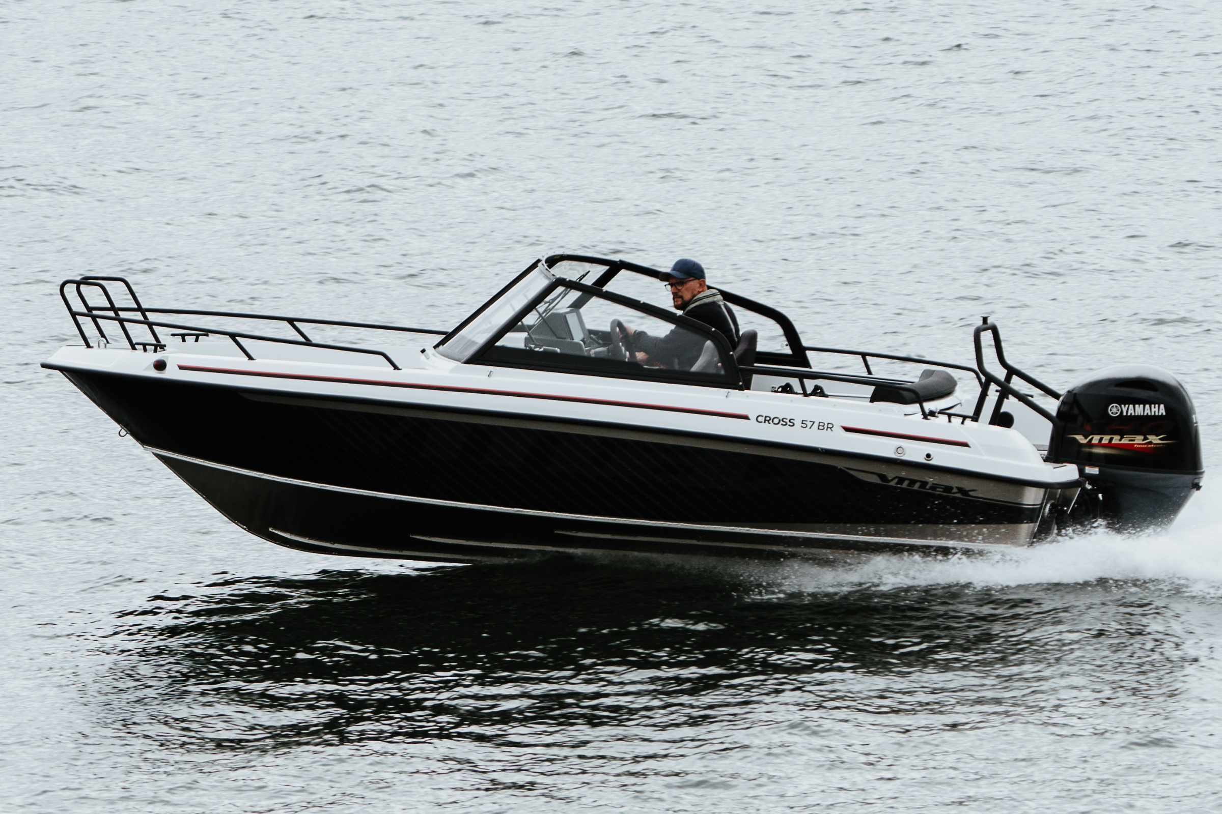 Yamarin Cross 57 BR VMAX - Kvarnbackens Båt AB