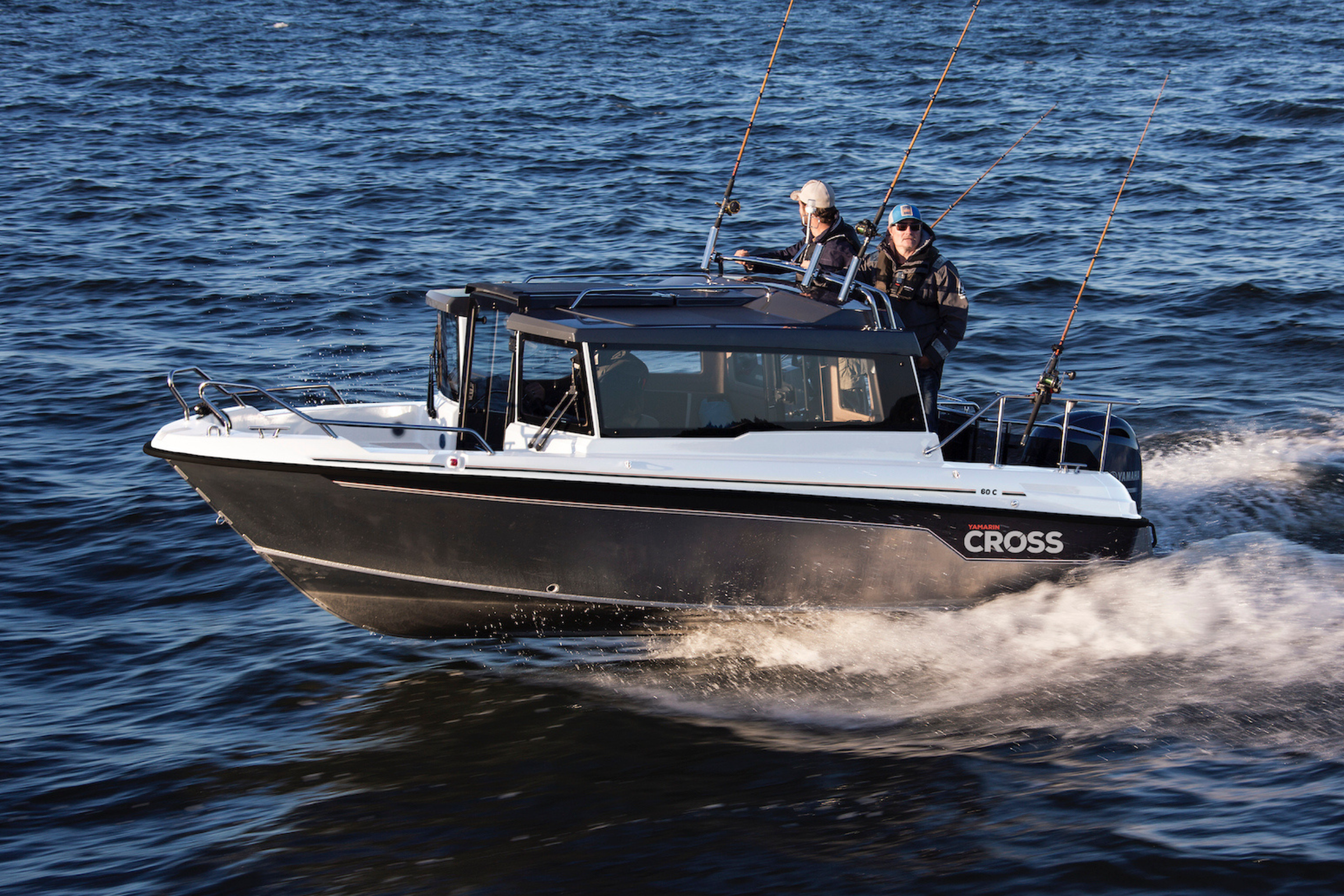 Yamarin Cross 60 Cabin - Kvarnbackens Båt AB