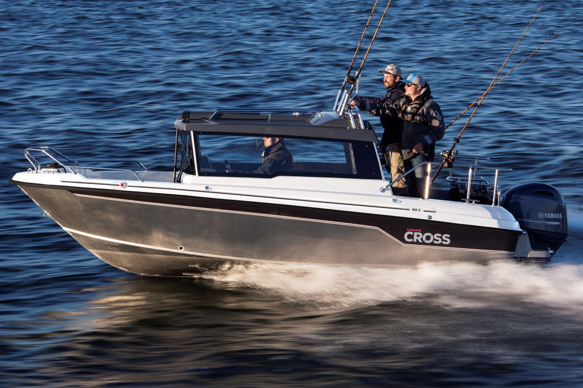 Yamarin Cross 60 Cabin - Kvarnbackens Båt AB