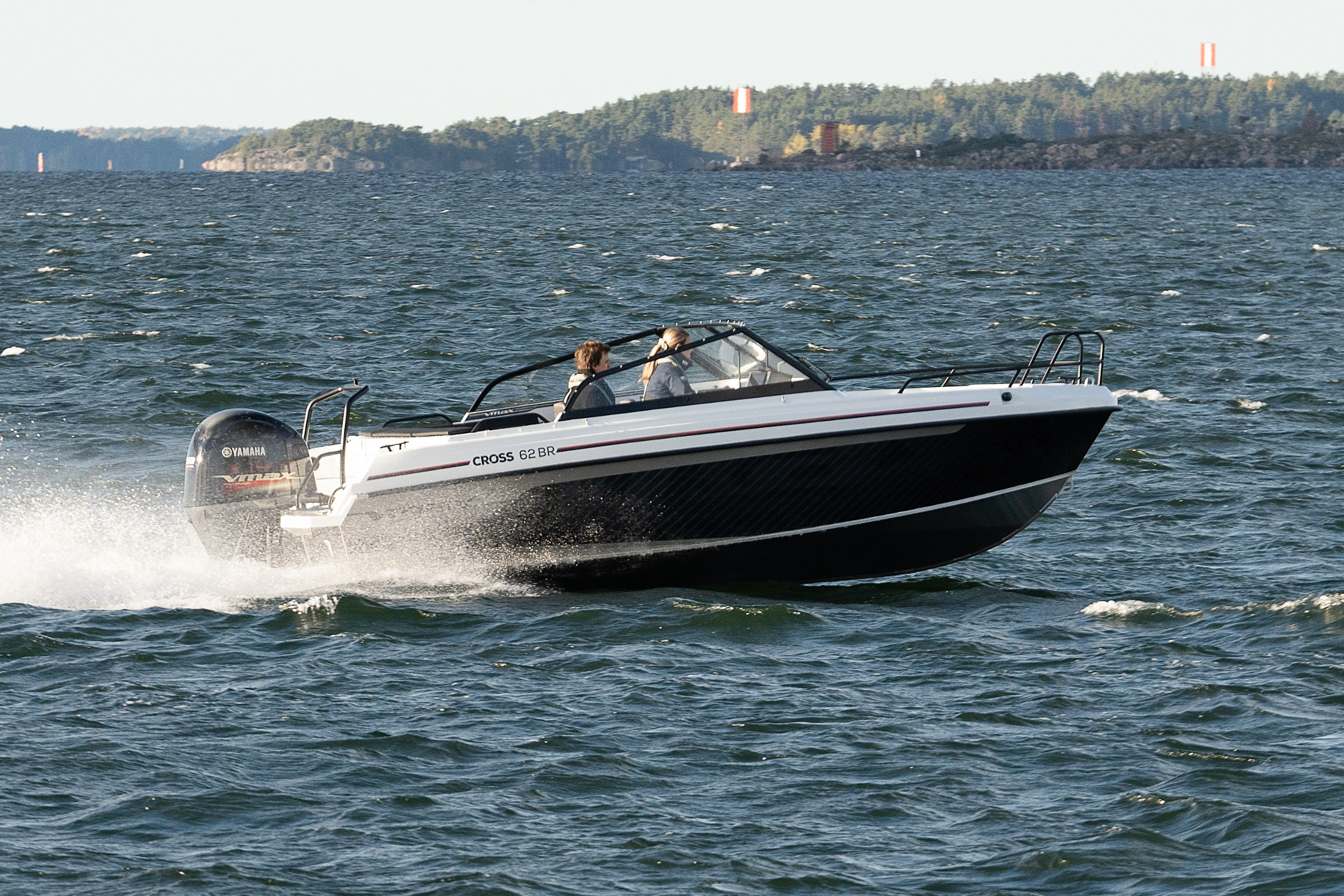 Yamarin Cross 62 BR VMAX - Kvarnbackens Båt AB