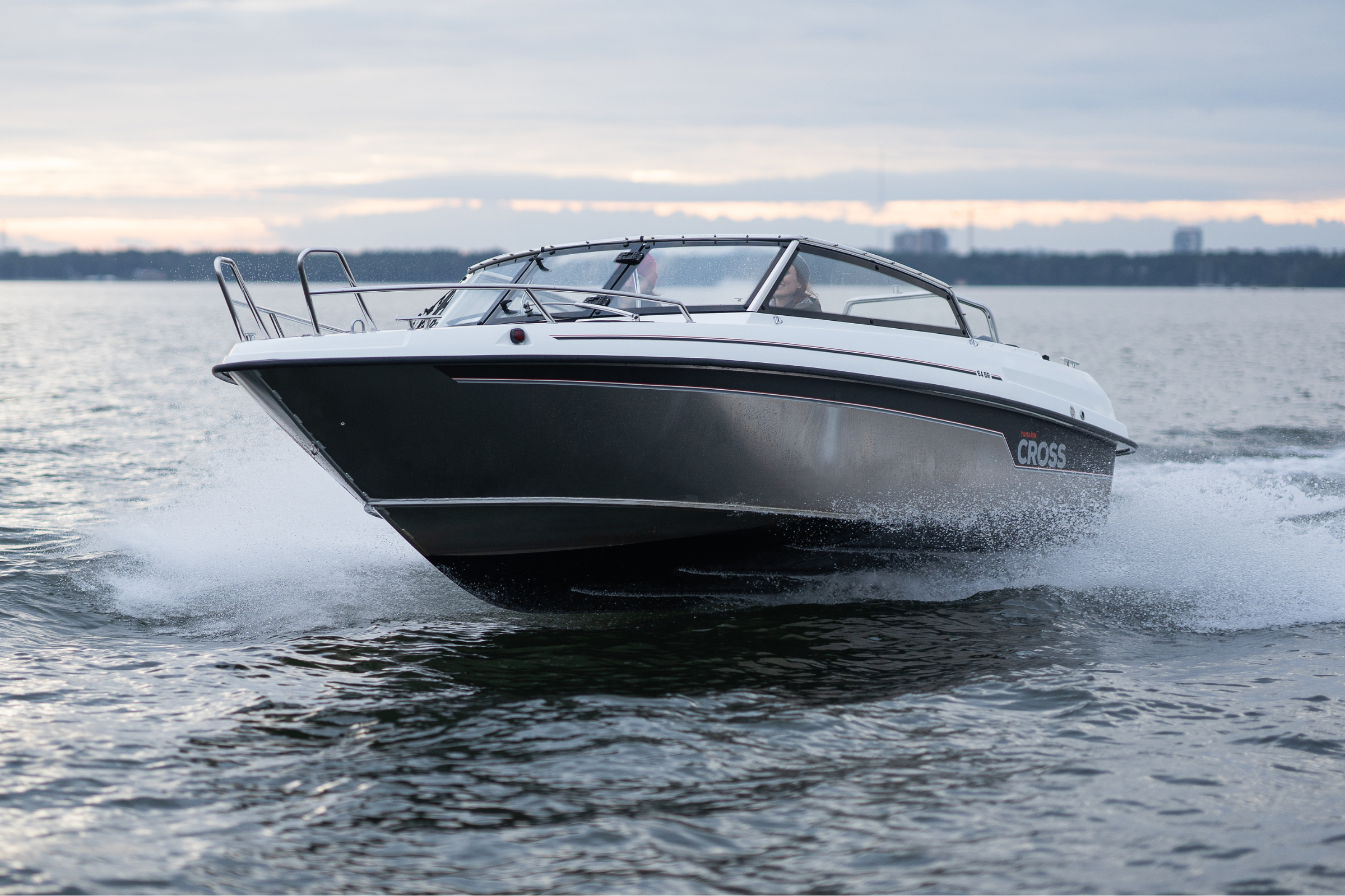 Yamarin Cross 64 BR - Kvarnbackens Båt AB